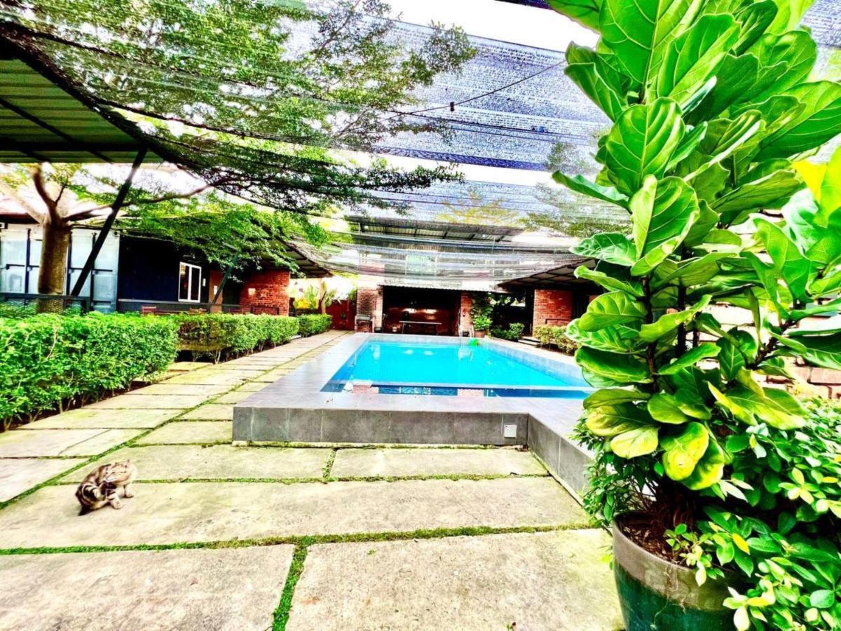 Petak Padin Cottage By The Pool, Кепала Батас Екстериор снимка