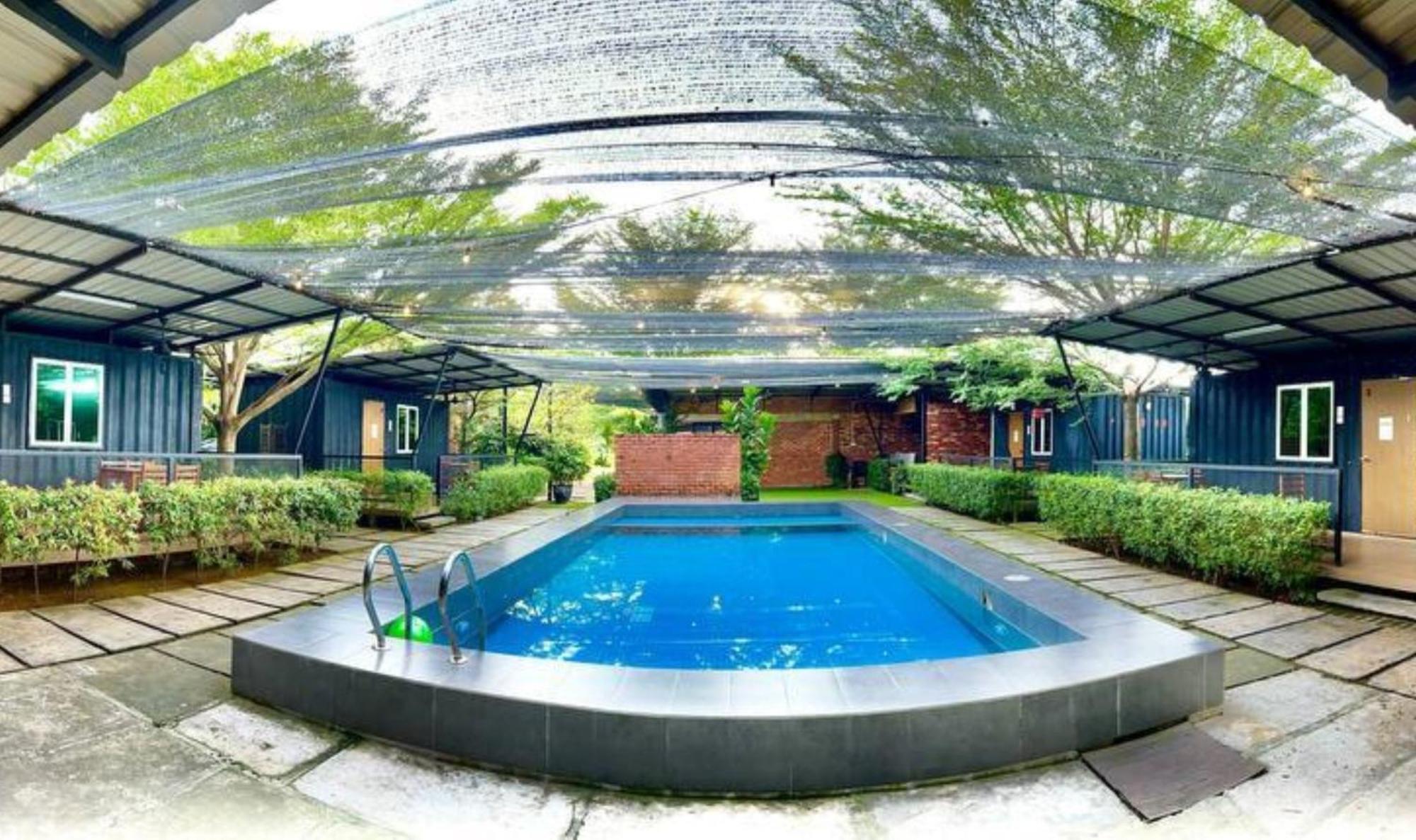 Petak Padin Cottage By The Pool, Кепала Батас Екстериор снимка