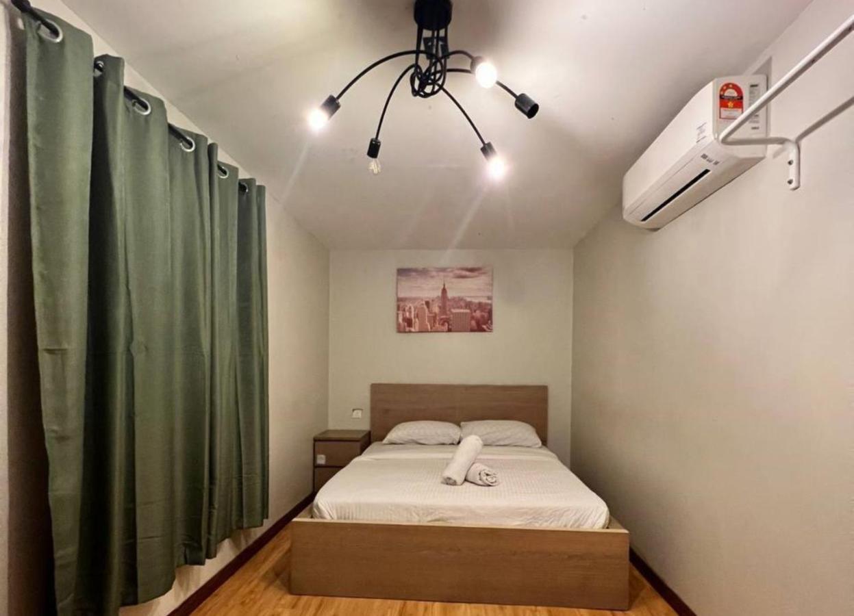 Petak Padin Cottage By The Pool, Кепала Батас Екстериор снимка